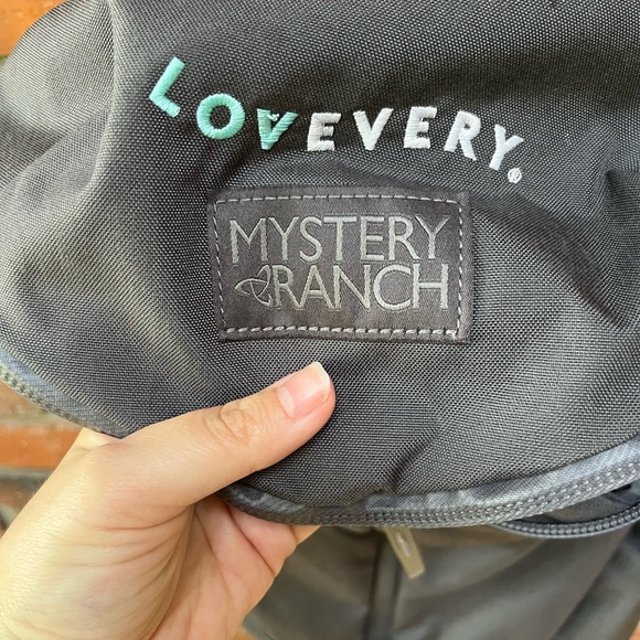 MYSTERY RANCH Gray Backpack - Picture 4 of 10